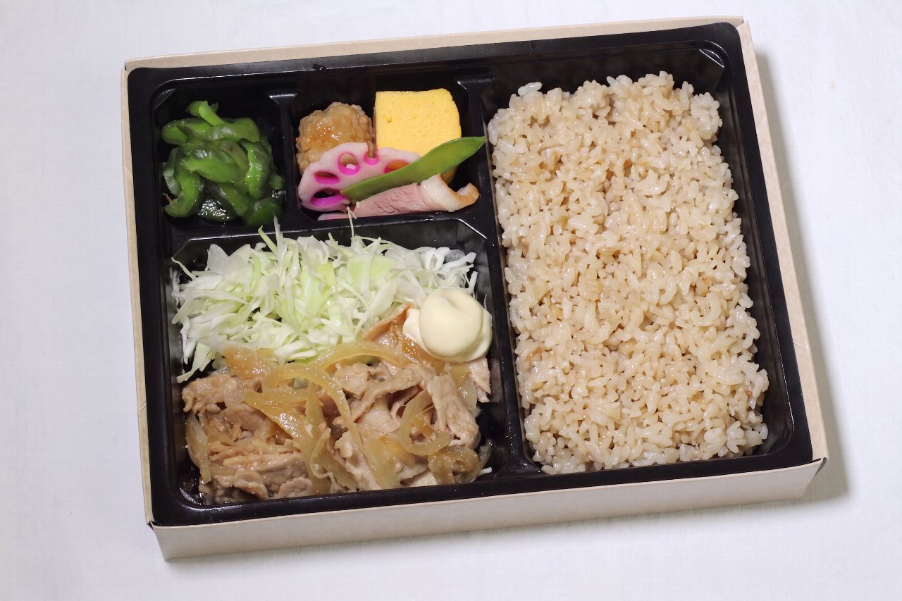豚三枚肉の生姜焼き