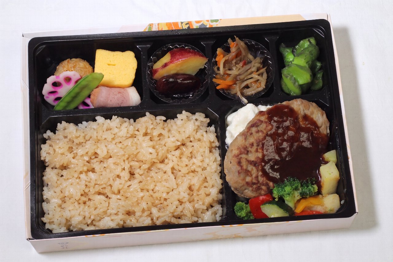 あらびきハンバーグのデミソース